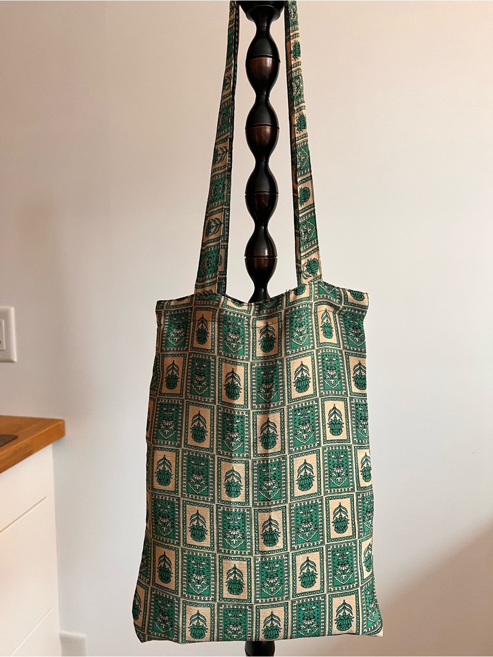 100% Silk Green & Cream Printed Tote Bag - Unbranded